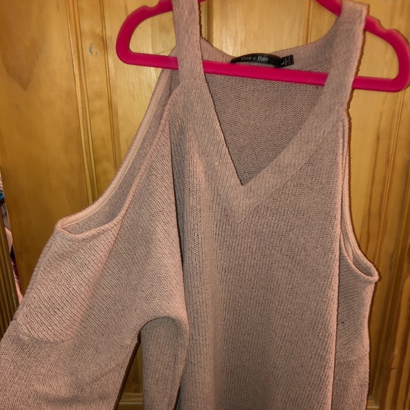 Sweater - Picture 3 of 3